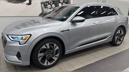 2022 Audi e-tron quattro Premium Plus