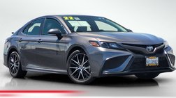 2022 Toyota Camry Hybrid SE