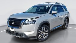 2022 Nissan Pathfinder Platinum