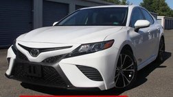 2018 Toyota Camry SE