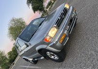 1999 Nissan Pathfinder LE