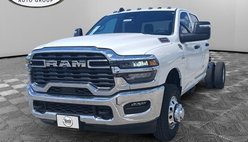 2025 Ram Ram Pickup 3500 Tradesman