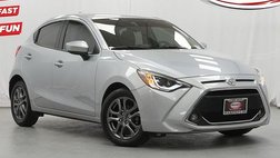 2020 Toyota Yaris Hatchback XLE