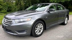 2014 Ford Taurus SE