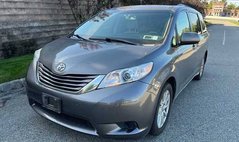 2017 Toyota Sienna LE 7-Passenger