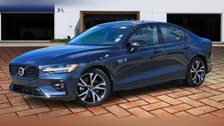 2024 Volvo S60 B5 Plus Dark Theme