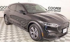 2023 Ford Mustang Mach-E Select