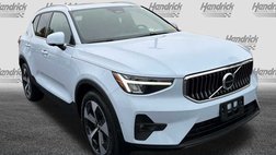 2025 Volvo XC40 B5 Core Bright Theme
