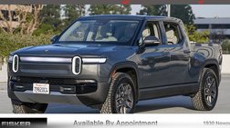 2025 Rivian R1T Adventure