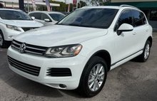 2013 Volkswagen Touareg VR6 Lux
