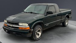 2002 Chevrolet S-10 LS