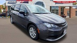 2022 Chrysler Voyager LX