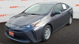 2020 Toyota Prius LE