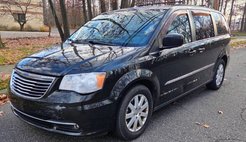 2013 Chrysler Town and Country Touring