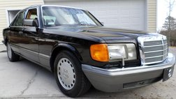 1990 Mercedes-Benz 300-Class 300 SE