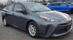 2022 Toyota Prius LE