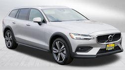 2025 Volvo V60 Cross Country B5 Plus