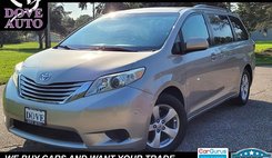 2017 Toyota Sienna LE