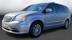 2013 Chrysler Town and Country Touring-L