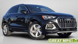 2022 Audi Q3 quattro Premium 40 TFSI