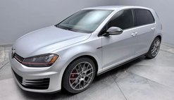 2017 Volkswagen Golf GTI Sport