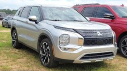 2023 Mitsubishi Outlander SE