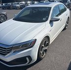 2020 Volkswagen Passat R-Line