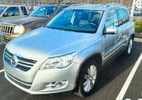 2011 Volkswagen Tiguan SEL 4Motion