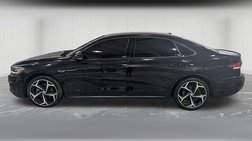 2021 Volkswagen Passat R-Line