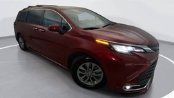 2022 Toyota Sienna XLE