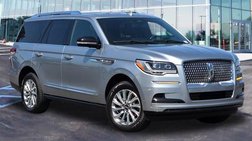 2023 Lincoln Navigator Standard