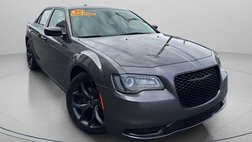 2020 Chrysler 300 Touring