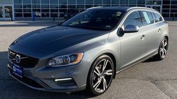 2017 Volvo V60 T6 R-Design