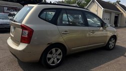 2008 Kia Rondo LX