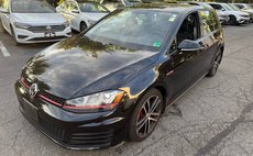 2017 Volkswagen Golf GTI Sport