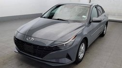 2022 Hyundai Elantra SE