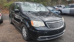 2013 Chrysler Town and Country Touring