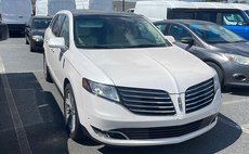 2017 Lincoln MKT Elite