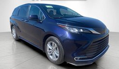 2023 Toyota Sienna XLE 7-Passenger