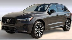2025 Volvo XC60 B5 Core Dark Theme