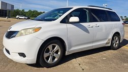 2013 Toyota Sienna LE 7-Passenger