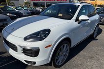 2017 Porsche Cayenne S E