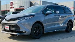 2025 Toyota Sienna Woodland Edition
