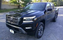 2024 Nissan Frontier SL