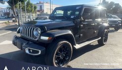 2025 Jeep Wrangler Sahara 4WD