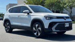 2025 Volkswagen Taos SE 4Motion