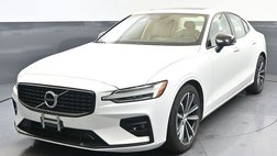 2021 Volvo S60 T5 Momentum