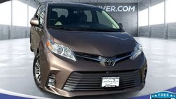 2018 Toyota Sienna XLE