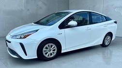 2019 Toyota Prius LE