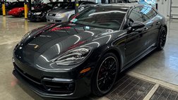 2022 Porsche Panamera GTS Sport Turismo